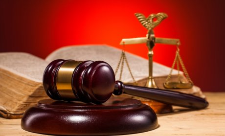Απόφαση: Δικαστήριο δεν δέχεται τα νέα όρια αποζημιώσεων του Επικουρικού Κεφαλαίου σε εκκρεμή προ της ψήφισης του νόμου αγωγή