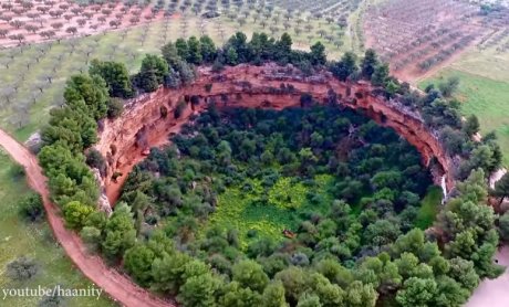 Απολαύστε μια πτήση πάνω και μέσα στους κρατήρες των Διδύμων Αργολίδας