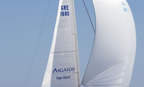 AIGAION Ασφαλιστική: Χορηγός του ιστιοπλοϊκού αγωνιστικού σκάφους ΑΠΗΔΑΛΟΣ ΝΑΥΣ