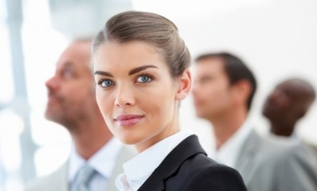 Allianz Group: Η επαγγελματική προαγωγή των γυναικών στην αντιμετώπιση του δημογραφικού