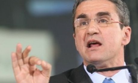 Τα έψαλε στους διοικητές νοσοκομείων ο Λοβέρδος 