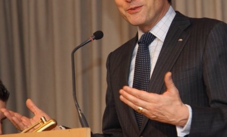 Ο Henri de Castries στην Ελλάδα