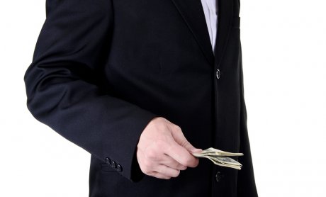 Με απόφαση Πολυμελούς Πρωτοδικείου Αθηνών ασφαλιστικός σύμβουλος υποχρεούται να καταβάλλει 1.530.000 ευρώ για συμβόλαιο ASPIS-ASSET 2007