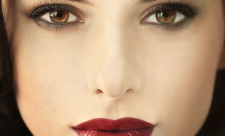 Red alert: Τα κόκκινα χείλη είναι της μόδας!