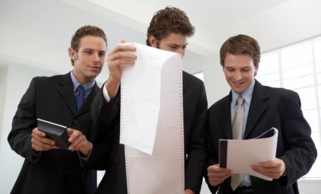 EIOPA: Κάνει φύλλο και φτερό τα χρέη των κρατών