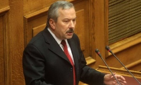 Στη φυλακή για πλαστές αποδείξεις