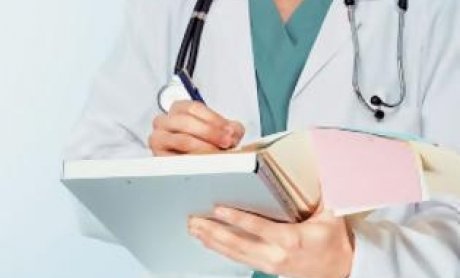 Έγραφαν φάρμακα και σε νεκρούς! 