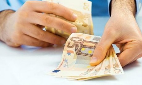 Τι ποσό θα λαμβάνουν οι επιχειρήσεις που μετατρέπουν τα μπλοκάκια σε μισθωτή εργασία