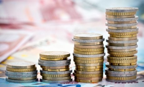 ΥΠΟΙΚ: Διευκρινίσεις για τη φορολογική επιβάρυνση στα «μπλοκάκια»