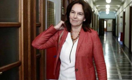 Παπανάτσιου: Μείωση του προστίμου για τα ανασφάλιστα ανάλογα με τον κυβισμό τους