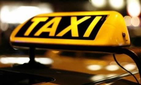 Συνάντηση του Προέδρου της Πανελλήνιας Ομοσπονδίας Ταξί με τον Αλέξη Τσίπρα και τον Χρήστο Σπίρτζη