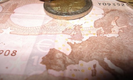 Στις αγορές αύριο με έκδοση έντοκων γραμματίων