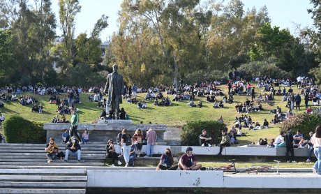 Αραρίσκοντας Ηλίας Προβόπουλος: Τα πάρκα που δεν μας χωράνε...