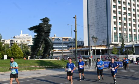 Αραρίσκοντας Ηλίας Προβόπουλος: Ο μεγάλος μαραθώνιος της Αθήνας