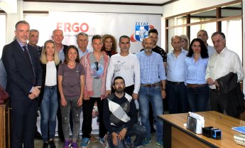 ERGO: Τελετή παράδοσης εισιτηρίου προς τη νικήτρια ομάδα Run Greece της Περιφέρειας Θεσσαλίας
