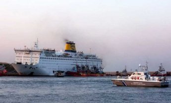 Φωτιά στο πλοίο "Ελευθέριος Βενιζέλος": Ποιος θα αποζημιώσει τα οχήματα που υπέστησαν ζημιές;