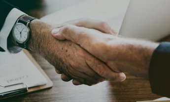 Στη Lime Capital Partners Ltd το 44,73% της Unismack SA