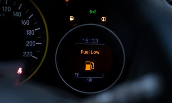 Έλλειψη Βενζίνης στο αυτοκίνητο: Καλέστε την Οδική Βοήθεια να φουλάρει επί τόπου το ντεπόζιτο!