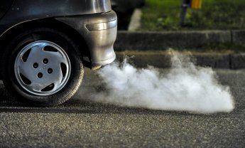 Το Ευρωπαϊκό Κοινοβούλιο στηρίζει τη μείωση εκπομπών διοξειδίου του άνθρακα από αυτοκίνητα 