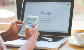 Κορωνοϊός: Συνεργασία ΕΟΔΥ με Google για καλύτερη ενημέρωση των πολιτών