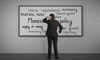 Πώς επηρεάζει τον ασφαλιστικό κλάδο η χαλαρή νομισματική πολιτική;