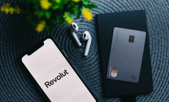 Η Revolut λανσάρει τη Revolut Bank στην Ελλάδα, προσφέροντας πλέον λογαριασμούς με προστασία καταθέσεων