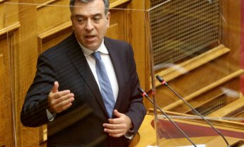 Φορολογικά κίνητρα για την ασφάλιση από φυσικές καταστροφές και την την ασφάλιση πιστώσεων προτείνει ο Μάνος Κόνσολας