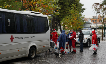Ελληνικός Ερυθρός Σταυρός: Δράση ενεργητικής προσέγγισης αστέγων στο κέντρο της Αθήνας