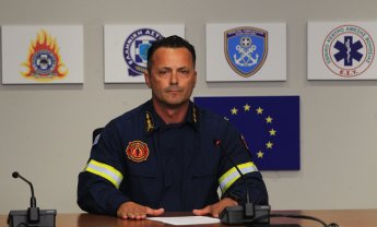 Πυροσβεστική: Δεν υπάρχει ενεργό μέτωπο στην πυρκαγιά της Πεντέλης