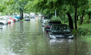 Munich Re: Στα 120 δισ. δολάρια οι ασφαλισμένες ζημιές από τις φυσικές καταστροφές 