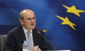 Χατζηδάκης: Παρατείνεται ως τον Οκτώβριο το Market Pass!