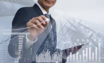 Η μπανανία... του ΤΧΣ, "Στάση Αθήνα" στα επιτόκια, το "άλμα" της Mytilineos και τα "κέρδη" της ΔΕΗ
