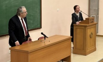 Συζήτηση για τη Γλώσσα με τον καθηγητή Γεώργιο Μπαμπινιώτη!