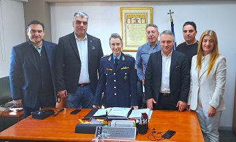 Με τη Διευθύντρια Τροχαίας Θεσσαλονίκης συναντήθηκαν ο πρόεδρος του Ε.Ε.Θ. Κυριάκος Μερελής και μέλη της Διοικητικής Επιτροπής