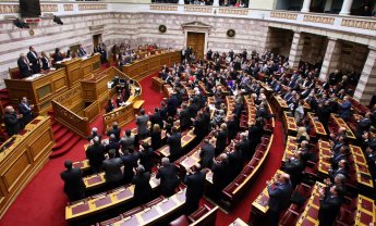Σπύρος Καπράλος: Ο βαρύς πολιτικός χειμώνας και η ανάγκη για αλλαγές ουσίας στην Κυβέρνηση