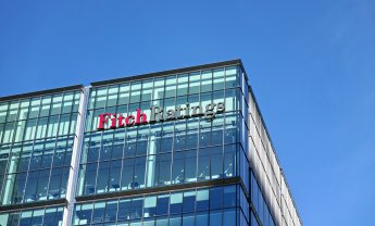 Fitch: Η ισχυρή αγορά μαζικών προσόδων το 2025 θα ωφελήσει τις βρετανικές ασφαλιστικές ζωής
