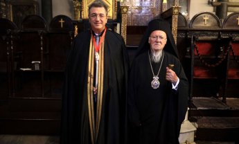 Σε Άρχοντα του Οικουμενικού Πατριαρχείου αναγορεύτηκε ο Απόστολος Τζιτζικώστας από τον Οικουμενικό Πατριάρχη Βαρθολομαίο στο Φανάρι