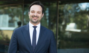 KPMG - Global Economic Outlook 2025: Το ΑΕΠ αναμένεται να επιβραδυνθεί, καθώς η γεωπολιτική αβεβαιότητα και η τάση αποπαγκοσμιοποίησης ωθούν τα στελέχη να «παγώσουν» και να «προετοιμαστούν»