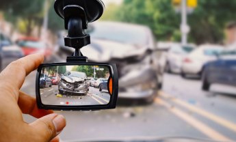 Κάμερες στο ταμπλό: Αλλάζει τους κανόνες για τον ασφαλιστή