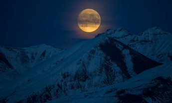 Η Ψυχρή Υπερπανσέληνος του Δεκεμβρίου: Το τελευταίο φεγγάρι της χρονιάς