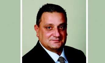 Βέλης Παππάς: Αποχωρεί από το ΙΑΣΩ και αναλαμβάνει στη Sanoptis