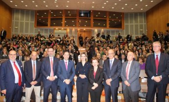 Βράβευση της Αν. Υπουργού Υγείας Ειρήνης Αγαπηδάκη από τη Σχολή Επιστημών Υγείας του Πανεπιστημίου Αθηνών