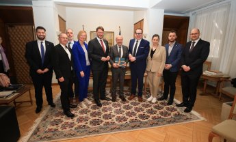Συνάντηση υφ. Υγείας Δημήτρη Βαρτζόπουλου με αντιπροσωπεία Γερμανών βουλευτών του CDU και εκπροσώπους του Ιδρύματος Konrad-Adenauer-Stiftung