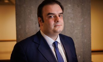 Τι προβλέπει η ρύθμιση Πιερρακάκη για την προστασία της πρώτης κατοικίας