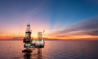 Το στοίχημα του «Ασωπός 1», η τρίτη θητεία Στουρνάρα, η υπόθεση «Σάντυ», τα νέα ιστορικά της Wall Street και ο «Γουόρεν Μπάφετ» του Καναδά