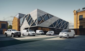 Volkswagen Επαγγελματικά Οχήματα: Ανθεκτική πορεία και ισχυρές ταμειακές ροές το 2025, με σημαντικές ανανεώσεις για το 2026