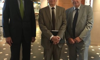 Το θετικό ρόλο της ιδιωτικής ασφάλισης στην οικονομία αναγνώρισε ο Υπουργός Οικονομίας και Ανάπτυξης, Δημήτρης Παπαδημητρίου