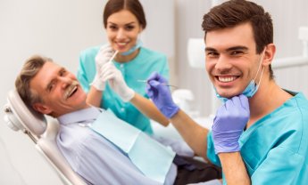 Μινέττα Ασφαλιστική: Οδοντιατρική περίθαλψη για άτομα πάνω από 65