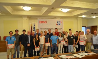 ERGO: Τελετή παράδοσης εισιτηρίου προς τη νικήτρια ομάδα Run Greece της περιφέρειας Καστοριάς