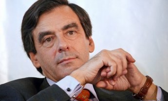 Γαλλία: 45 δις ευρώ μειώνονται οι δημόσιες δαπάνες